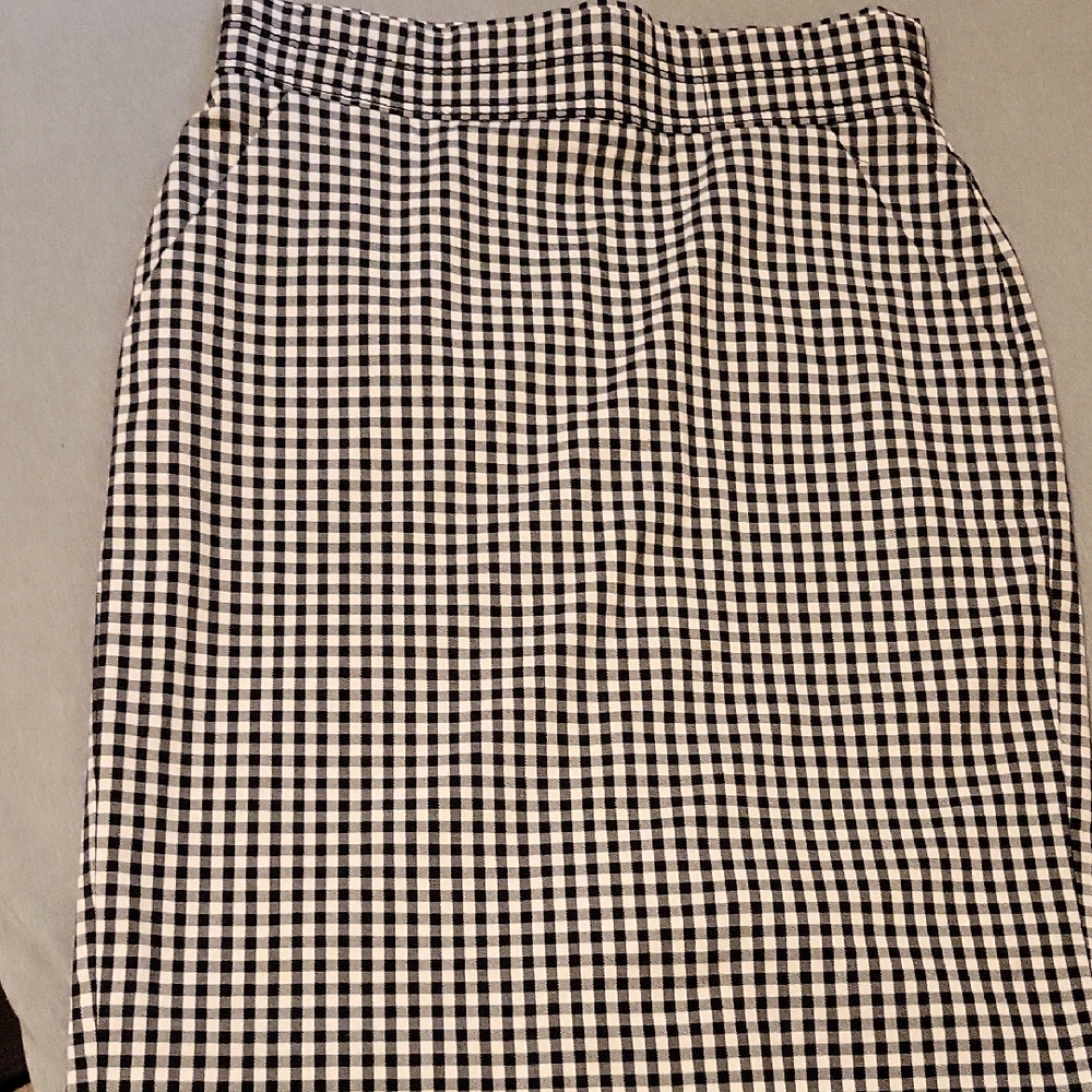Ann Taylor Black and White Gingham Pencil Skirt Size 0P